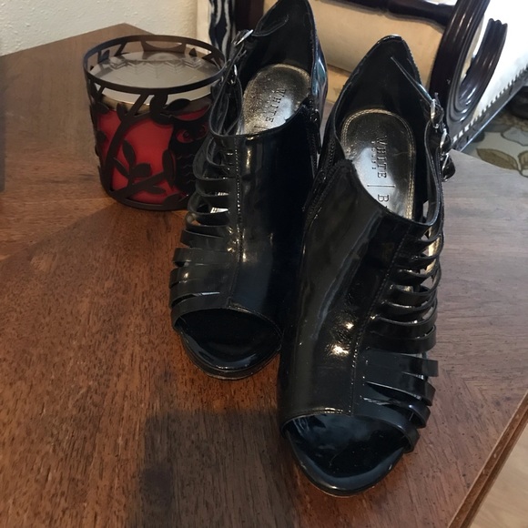 EUC WHBM Sexy Heels 👠😍 - Picture 2 of 3